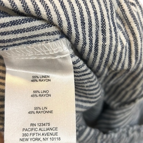 Ellen Tracy Women's Wide Leg Cropped Striped Linen Pants- Size Small - Picture 7 of 10